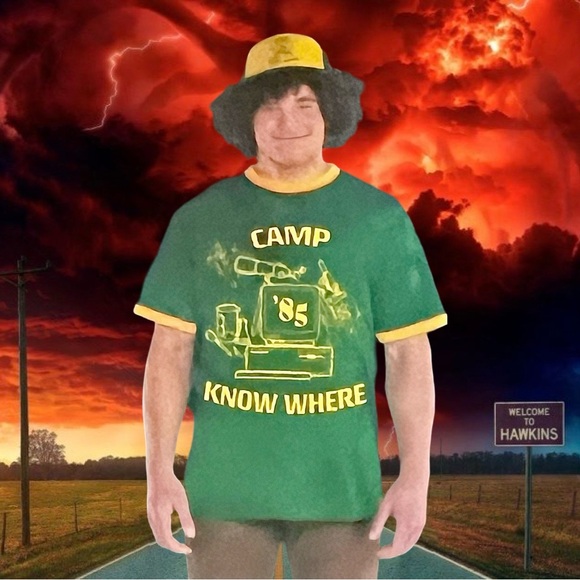 NIP Stranger Things Dustin Camp Know Where T-Shirt Adult S/M. - Picture 1 of 3
